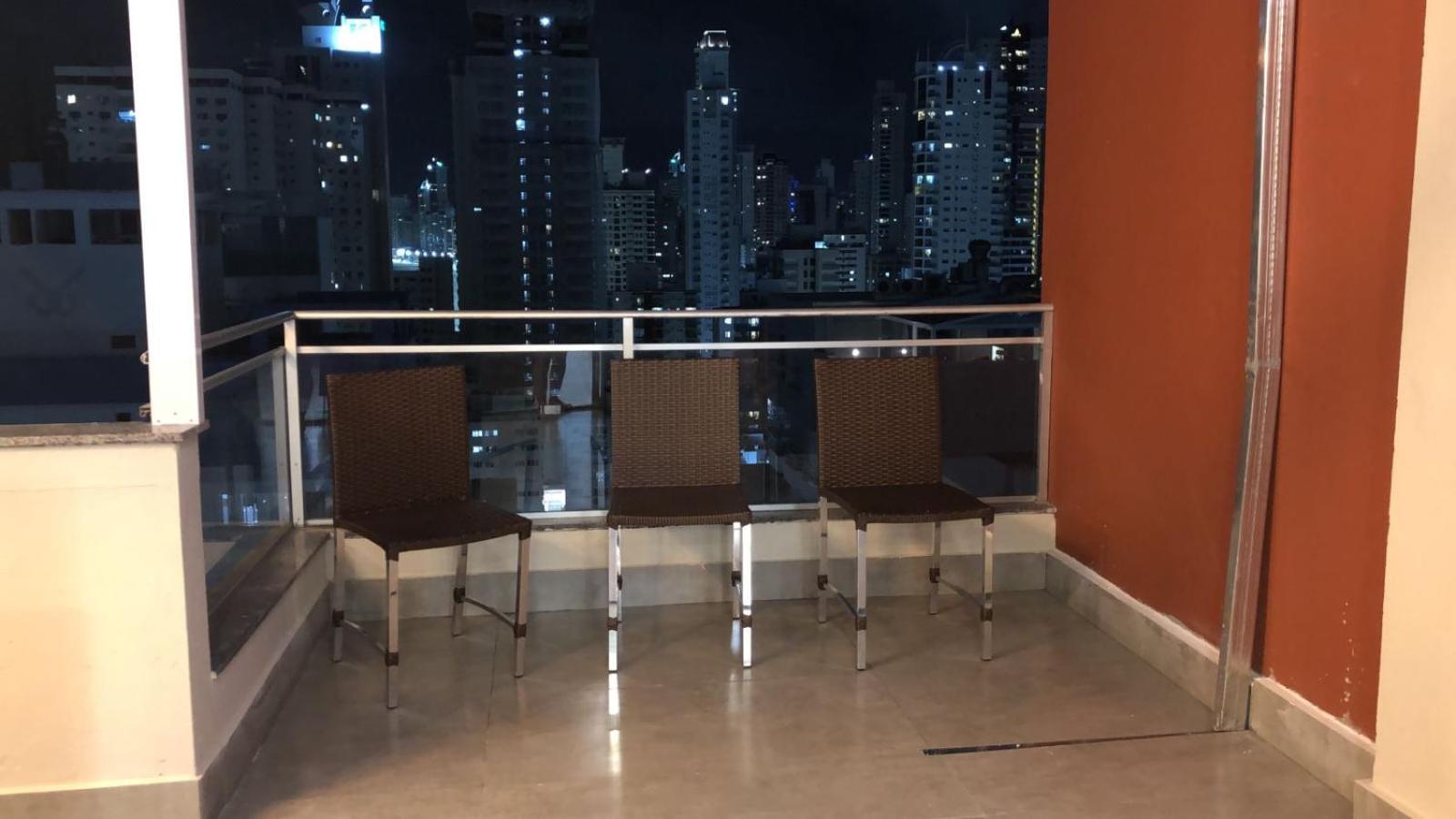 Apartamento Espacosa Cobertura Quadra Mar Com Piscina E Vista Do Mar Balneário Camboriú